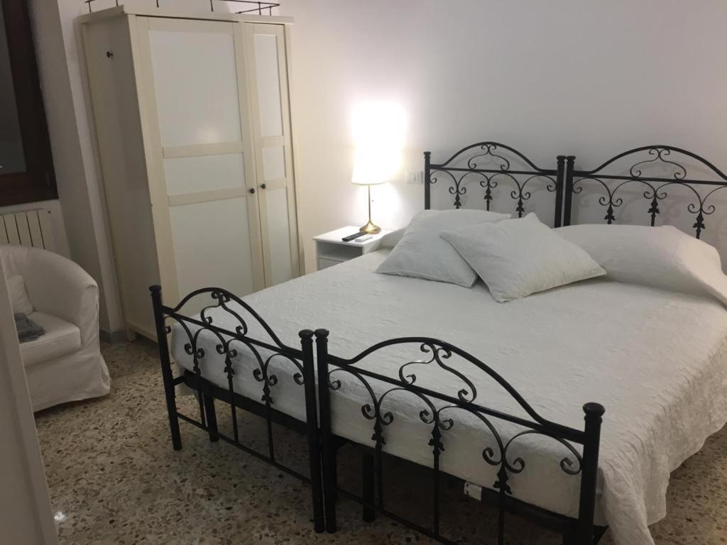 Villino Donna Rita Hotell Lecce Eksteriør bilde