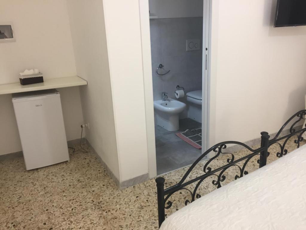 Villino Donna Rita Hotell Lecce Eksteriør bilde